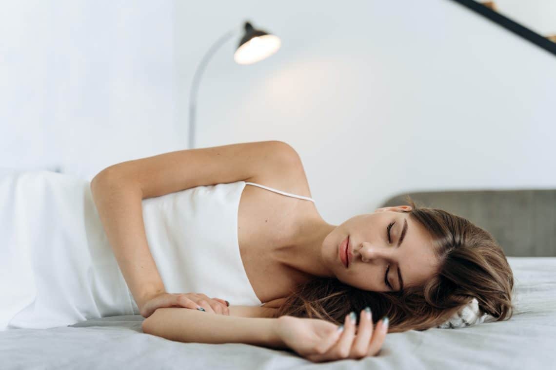 Orientation du lit : quels impacts sur le sommeil ?